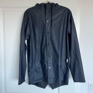 Rains Raincoat in Navy